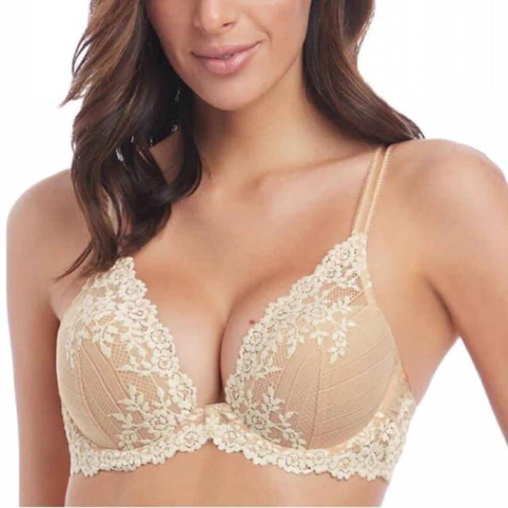 Wacoal Nude 853291 Embrace Lace Plunge Convertible Bra 32DDD 32F